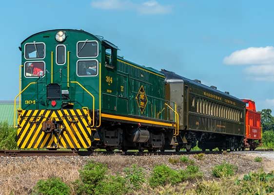 Woodstown Central Railroad's beautiful Mannington Limited Featured Image
